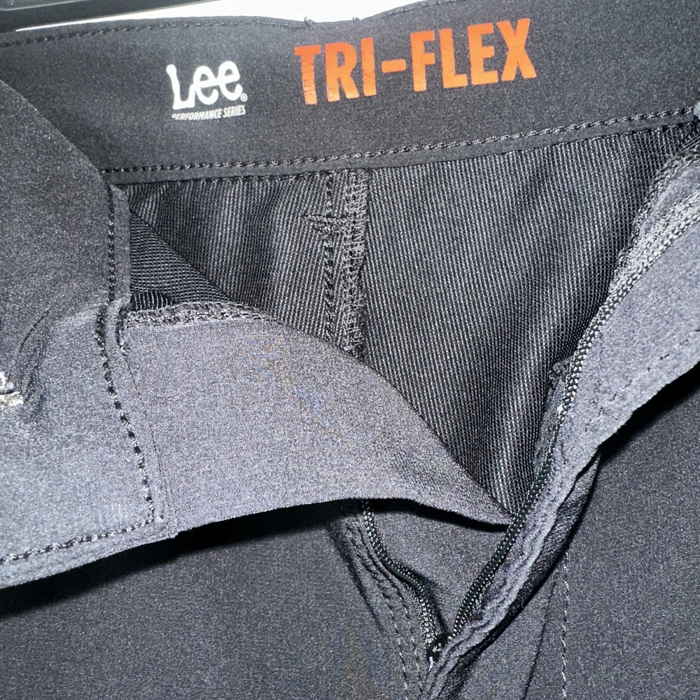 Lee's Tri-Flex Men's Shorts, Size W 42, Color Gray, Lightweight Pre-Owned - Picture 3 of 8